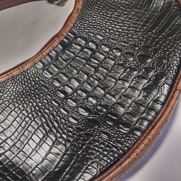Bueno Alligator Print Hobo Bag with brass hardware - Picture 11 of 13